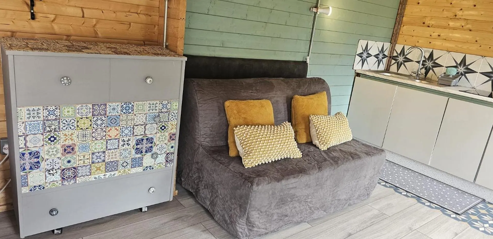 샬레 Super Cosy, Self-Contained Cabin Private Ensuite 카디프